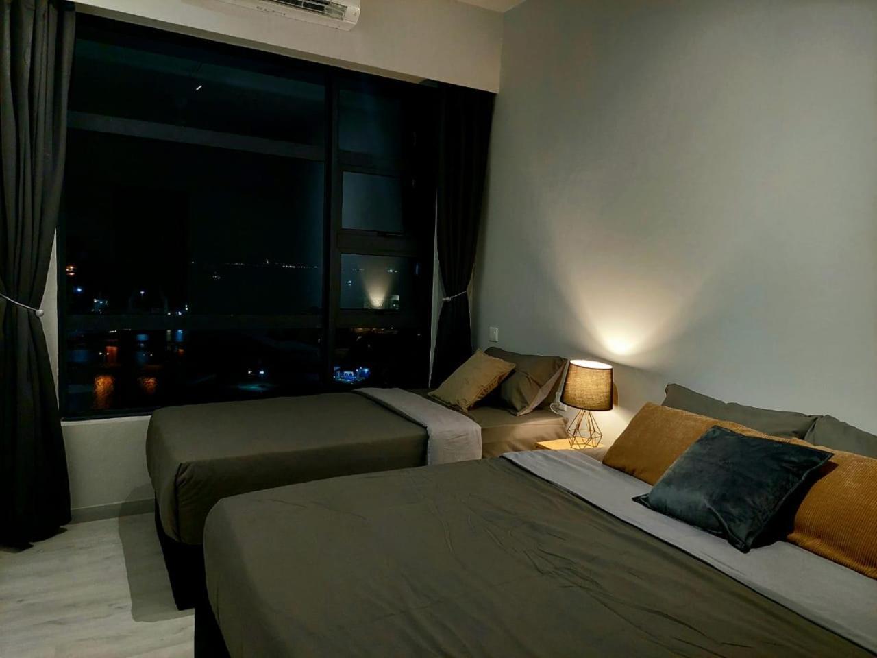 J'Stay Seaview Suite Jesselton Quay Кота Кинабалу Екстериор снимка